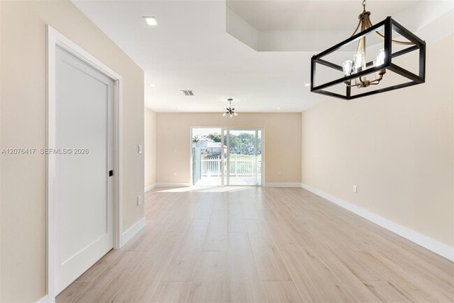 Building Photo - 14325 SW 121st Pl