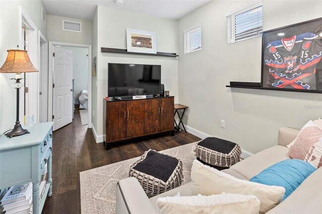 Building Photo - 2872 Grand Kemerton Pl