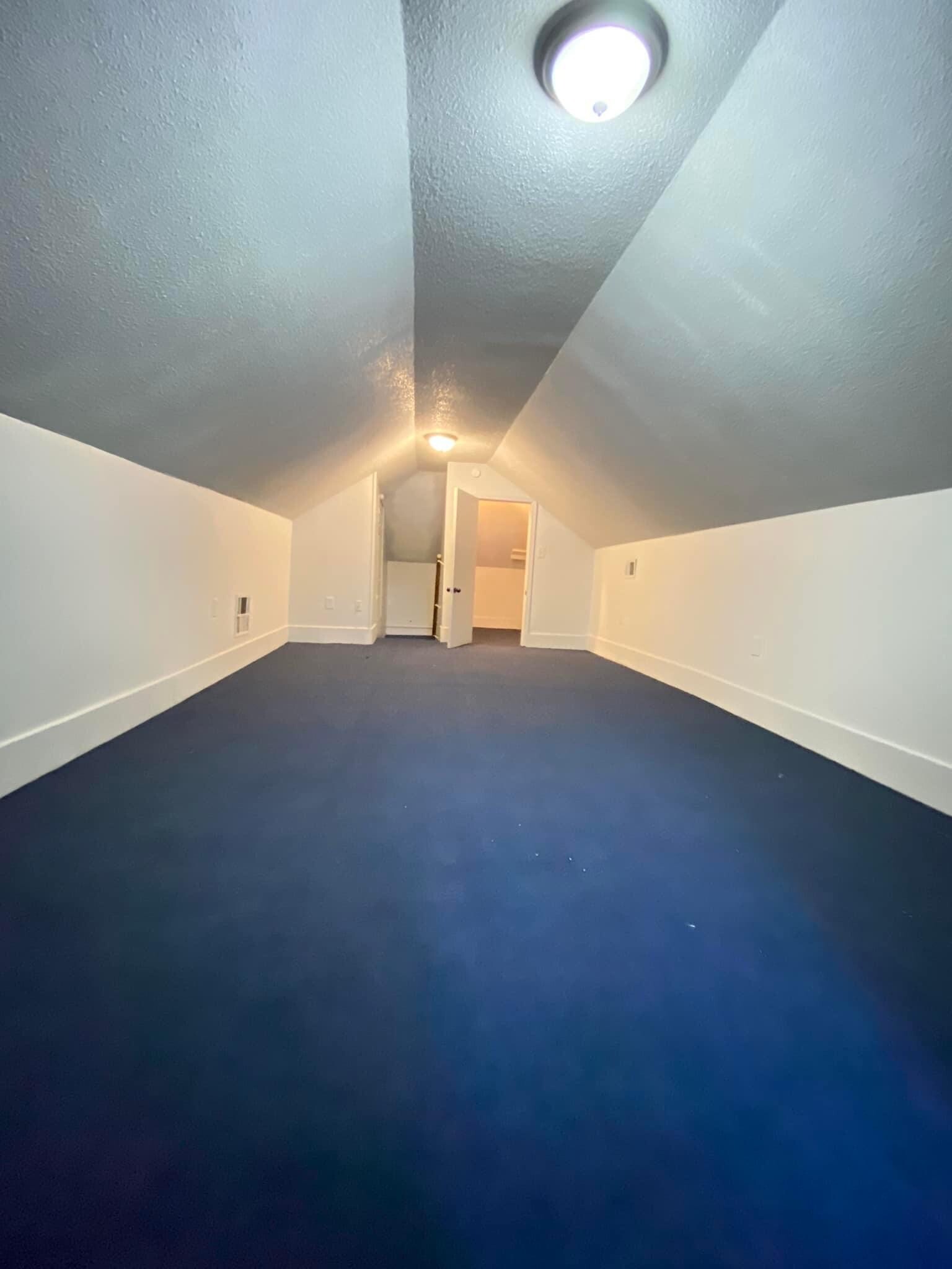 Building Photo - 1936 E McLemore Ave