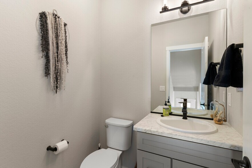 Half Bath - 2461 Horsemanship Ct