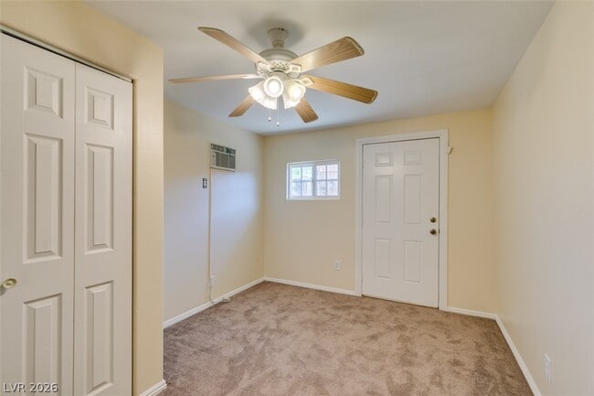 Building Photo - 5 Mallory St