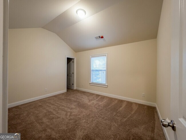 Building Photo - 165 Regency Pl