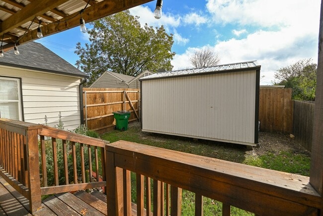 Building Photo - Charming 3 Bed 2 Bath - 1400 SQFT Decatur TX