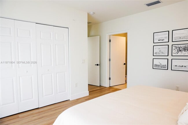 Building Photo - 640 NE 71st St