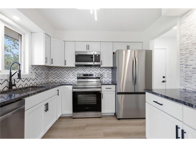 Building Photo - 8749 212th St Ct N
