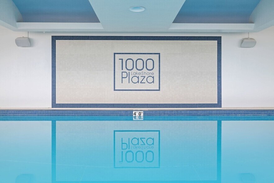 Building Photo - 1000 N Lake Shore Dr