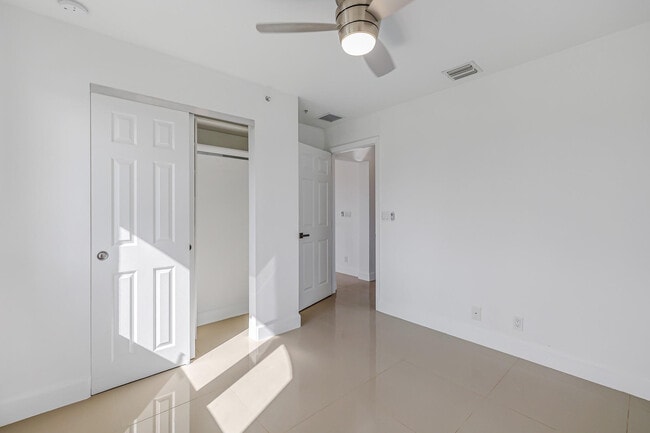 Building Photo - 456 NW 41st St