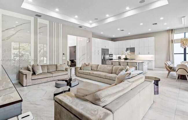 Building Photo - 8533 Ganton Dr