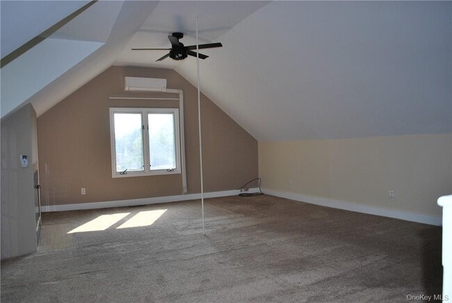 Building Photo - 249 Pine Island Turnpike