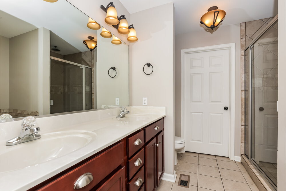 Building Photo - 2010 Slayton Dr