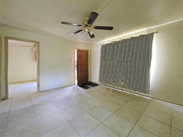 Building Photo - 8224 Campanella Dr