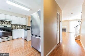 Building Photo - 1903 Pawlet Dr