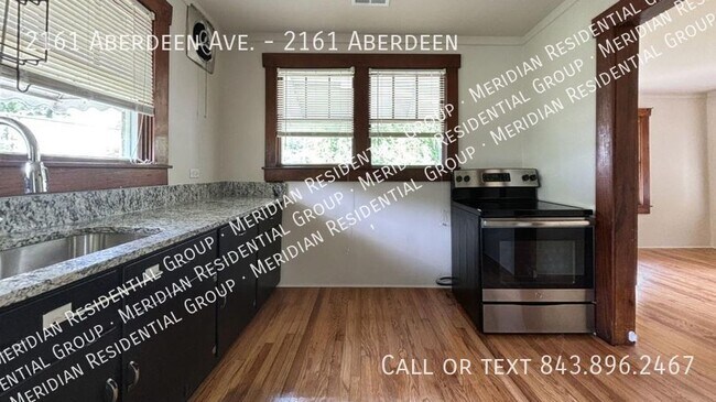 Building Photo - 2161 Aberdeen Ave