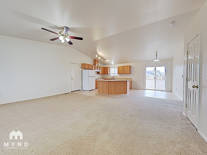 Building Photo - 1451 Laughing Chukar Ln