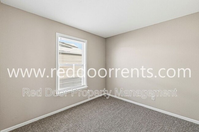 Building Photo - 10227 Cumberland Pointe Blvd