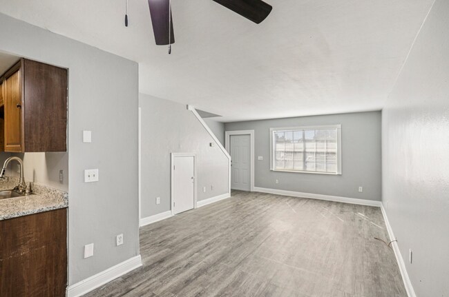 Building Photo - 4495 Frankie Ct