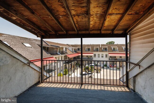 Building Photo - 2331 N 58th St