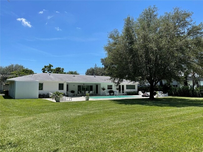Building Photo - 9121 SW 85th St