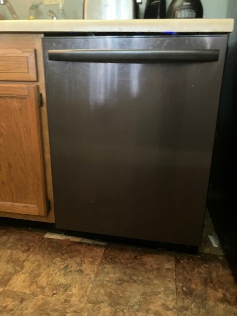 Dishwasher - 721 Ivy St