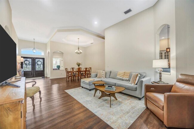 Building Photo - 6120 Chene Ct