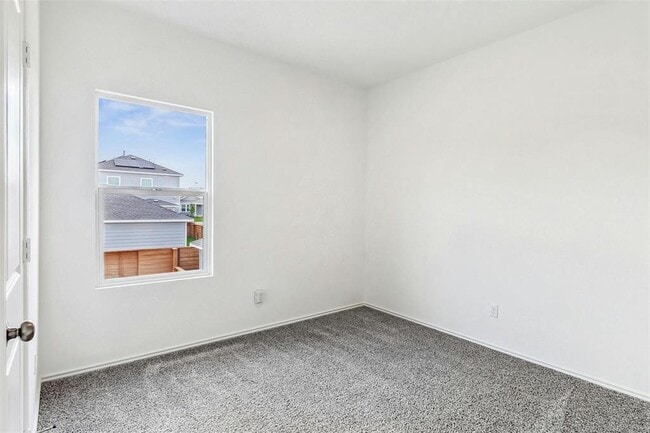 Building Photo - 161 Santa Julia