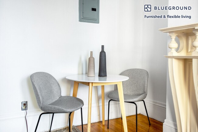 Building Photo - 271 Dartmouth St