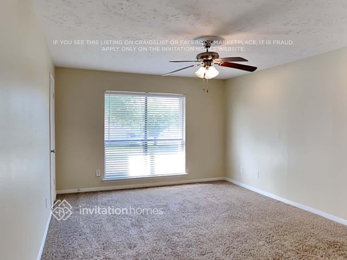 Building Photo - 3138 Mesquite Dr