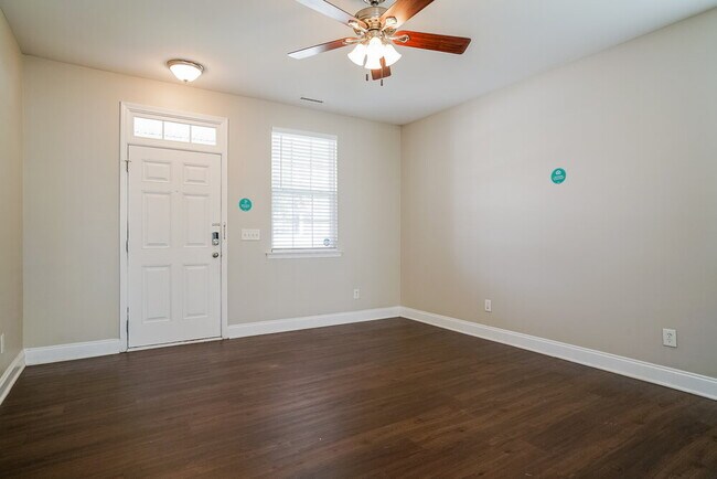 Building Photo - 533 Averasboro Dr