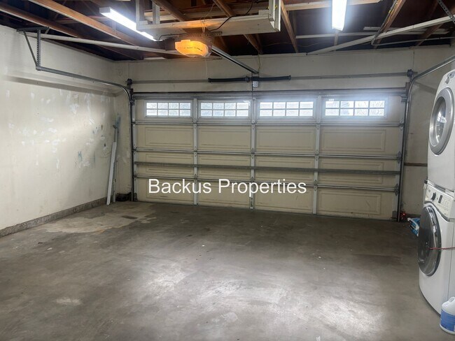 Building Photo - Wonderful Three-Bedroom home in Gonzales