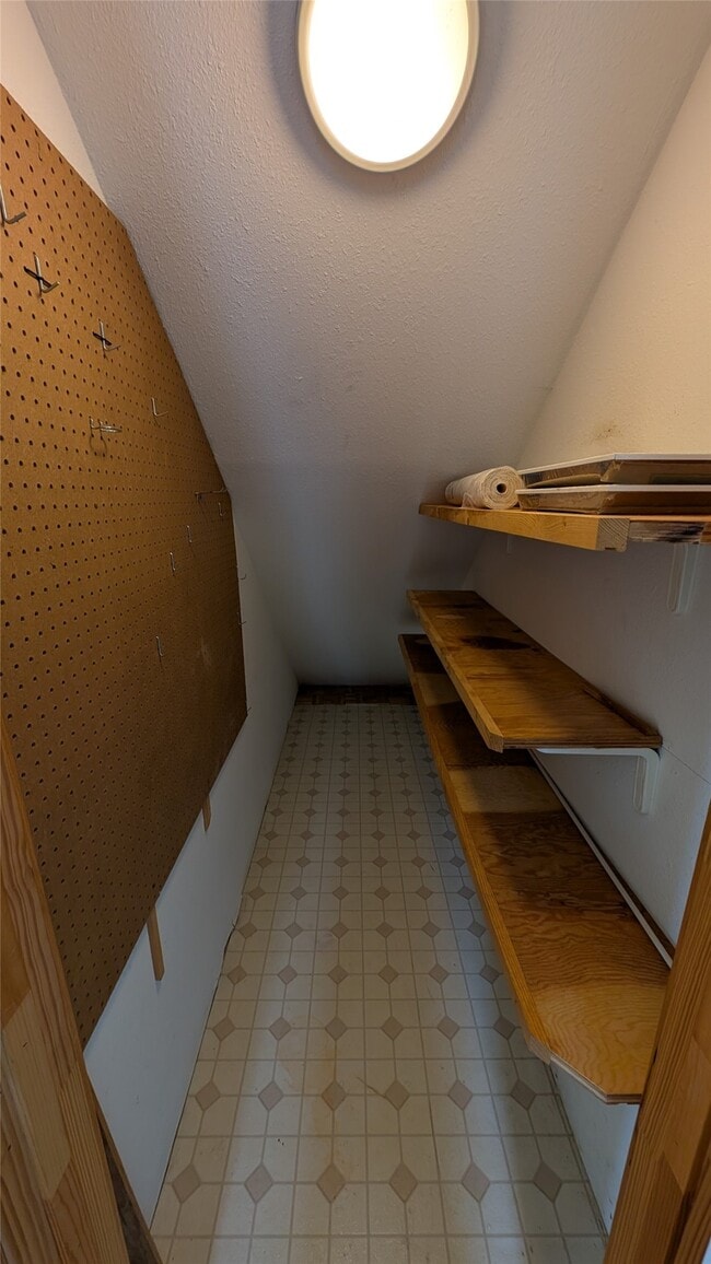 Building Photo - 2567 Avenue D