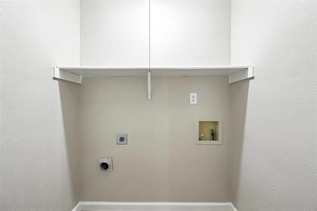 Building Photo - 615 Button Dr
