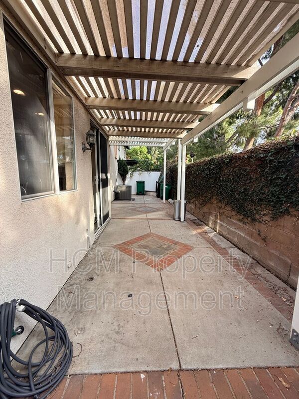 Building Photo - 75 Copper Leaf