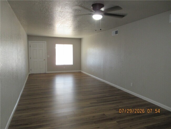 Building Photo - 1755 Gordon #5 Dr