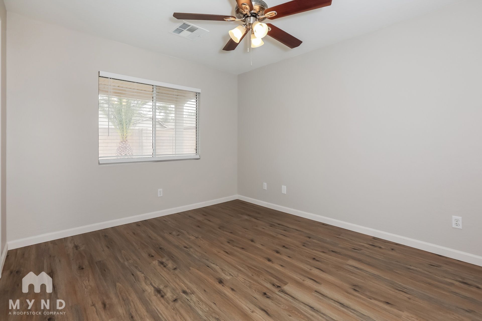 Building Photo - 2751 E Olivine Rd
