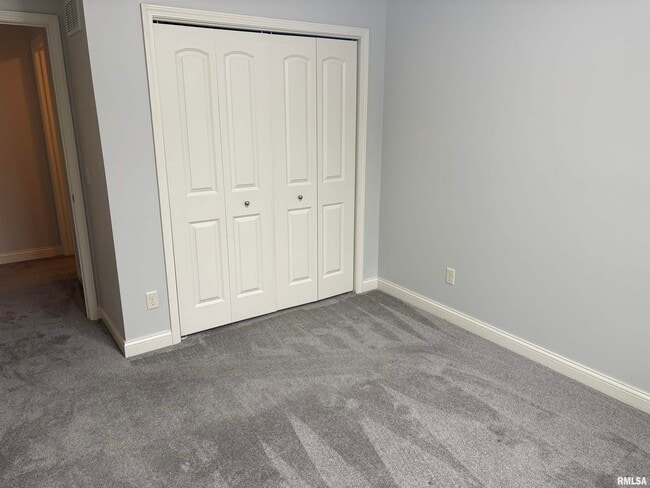 Building Photo - 2315 W Paddington Ct