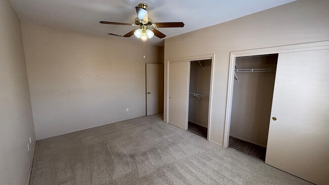Building Photo - 15138 W Las Brizas Ln