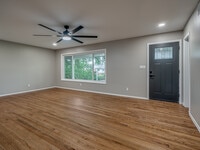 Building Photo - 4729 Baylor Dr