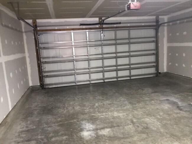 Building Photo - 3 Bed / 2 Bath Single Family Home for Rent in Avalon at Carolina Forest