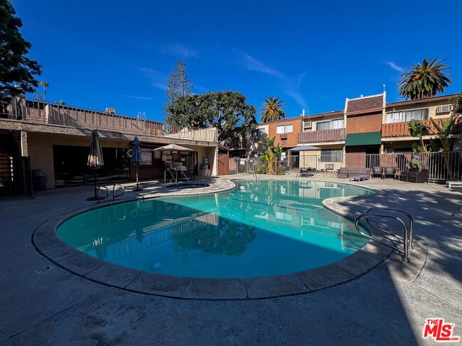 Building Photo - 17900 Sherman Way