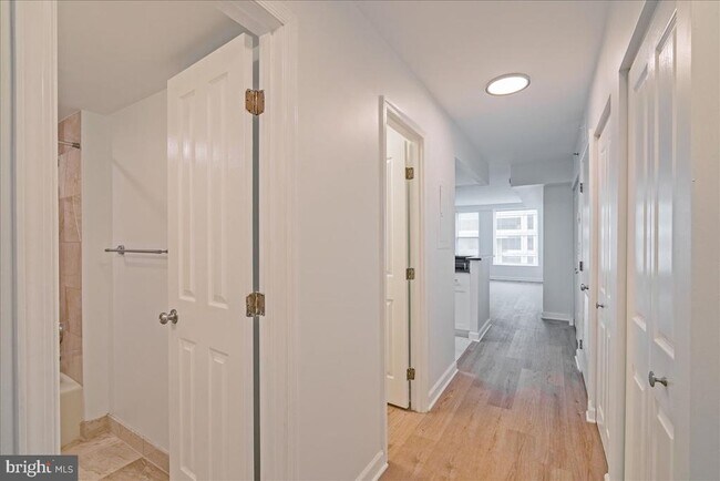 Building Photo - 601 Pennsylvania Ave NW