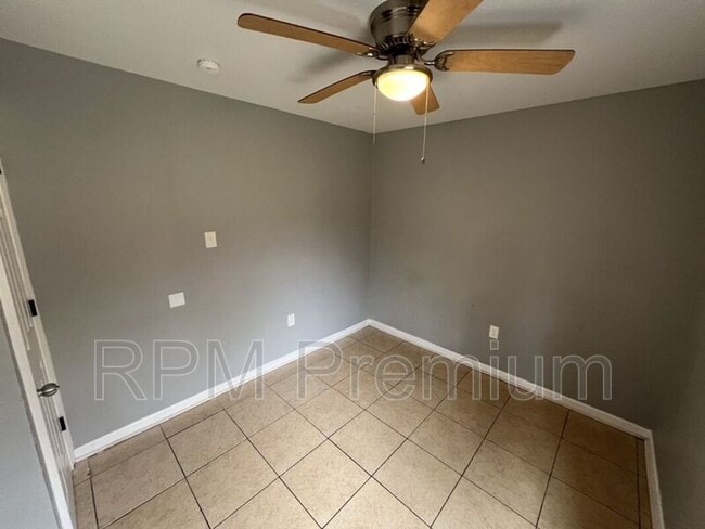 Building Photo - 5149 Baker Blvd