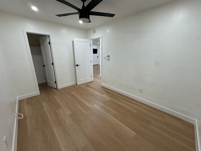 Building Photo - 569 Park Way