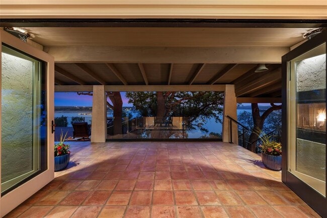 Building Photo - 15911 Booth Cir