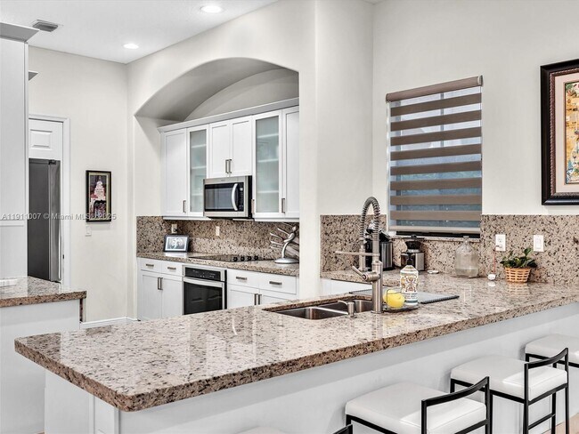 Building Photo - 3752 NW 85th Terrace