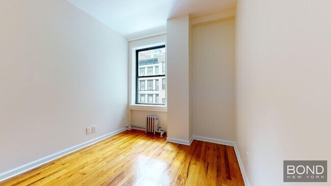 Building Photo - 55 W 55th St