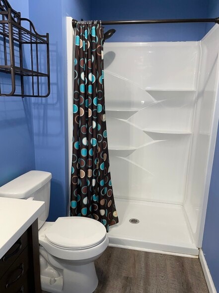 Guest bathroom - 1010 Country Club Rd