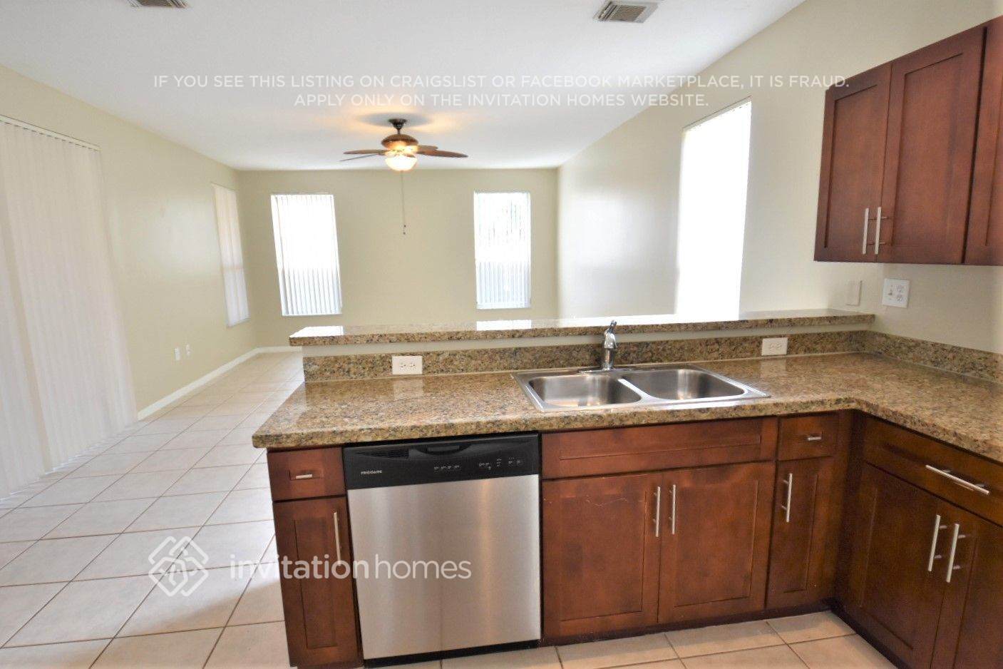 Building Photo - 15740 SW 148th Terrace