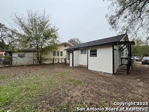 Building Photo - 1029 Essex St