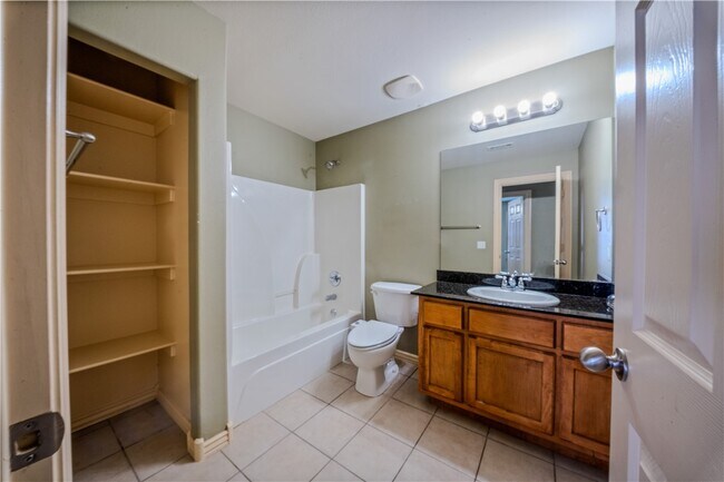 Building Photo - 288 Copper Oaks Dr