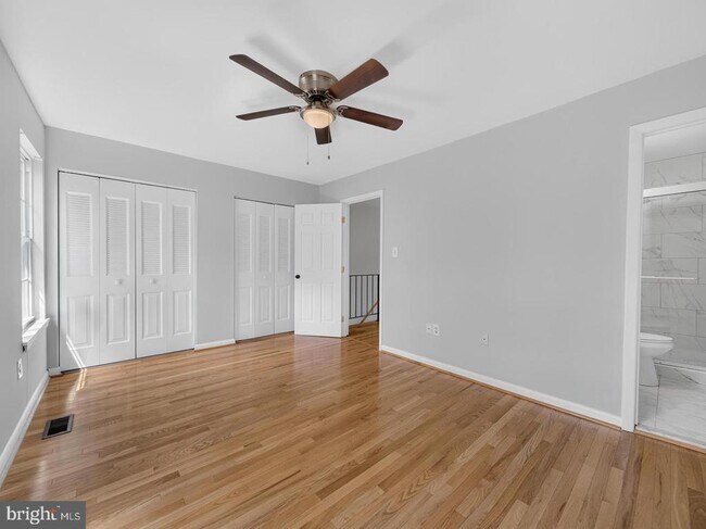 Building Photo - 15057 Cherrydale Dr